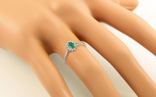 Smaragd gyűrű 0.100 ct gyémánttal Follow Emotion - ARBR20 - próbababán